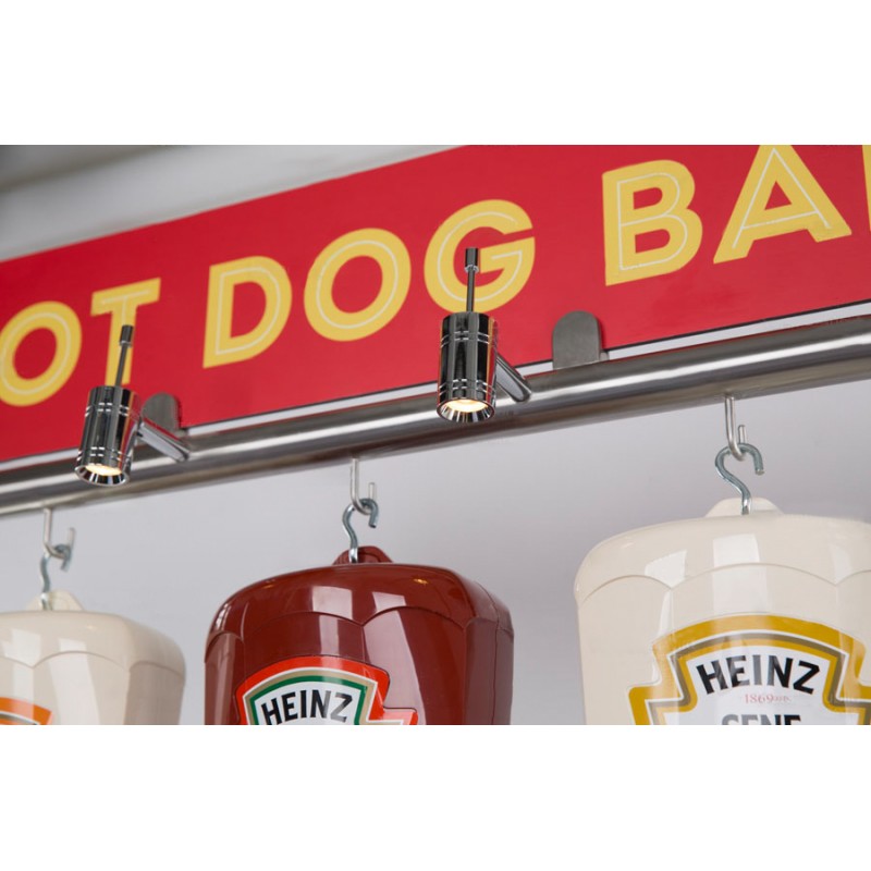 Kiosque de restauration "Hot Dog Bar"  31000 CHARIOTS